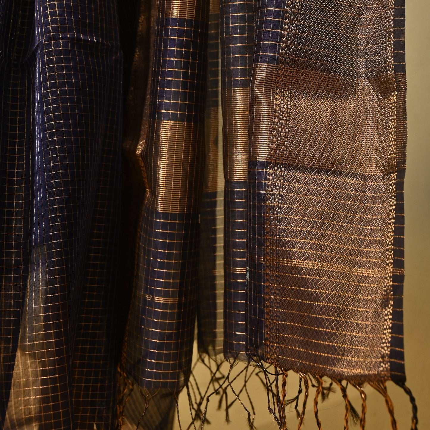 NAVY BLUE HANDWOVEN MAHESHWARI CHECKS SAREE