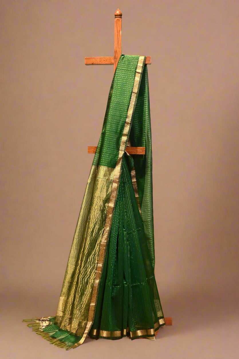 BOTTLE GREEN HANDWOVEN MAHESHWARI SAREE WITH VERTICAL ZARI STRIPE WEAVE