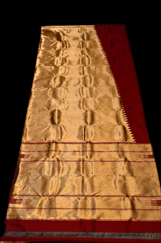 MAROON PURE KANJIVARAM SILK SAREE WITH GOLDEN PALLA