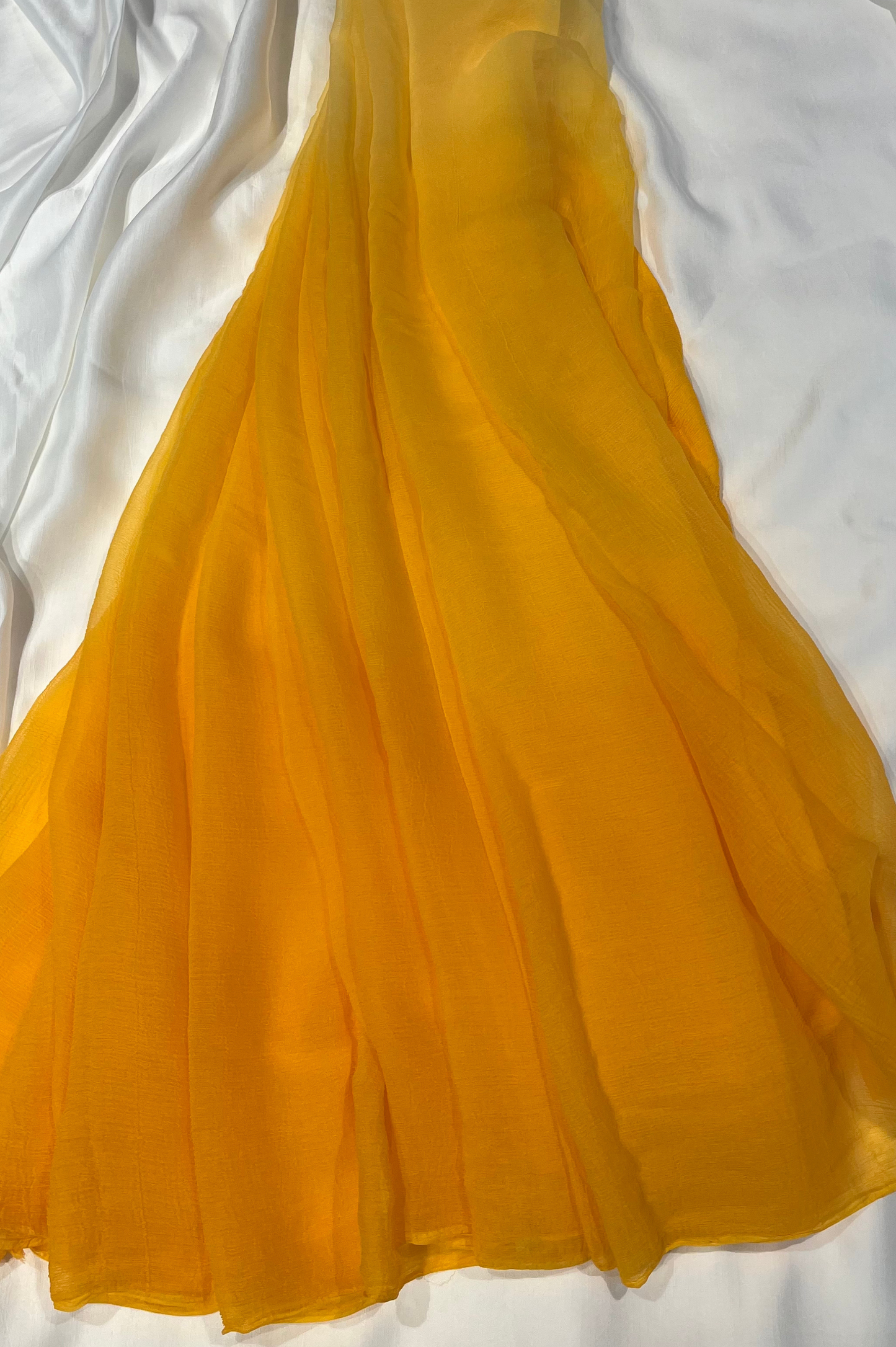 YELLOW SHADED CHIFFON SAREE WITH MATCHING BLOUSE - Versatile & Stylish