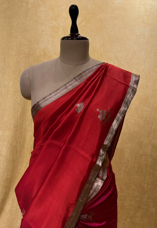 WINE & RED COLOUR PURE BANARASI SILK SAREE WITH CONTRAST CONTRAST PALLA EMBELLISHED WITH ZARI WEAVES