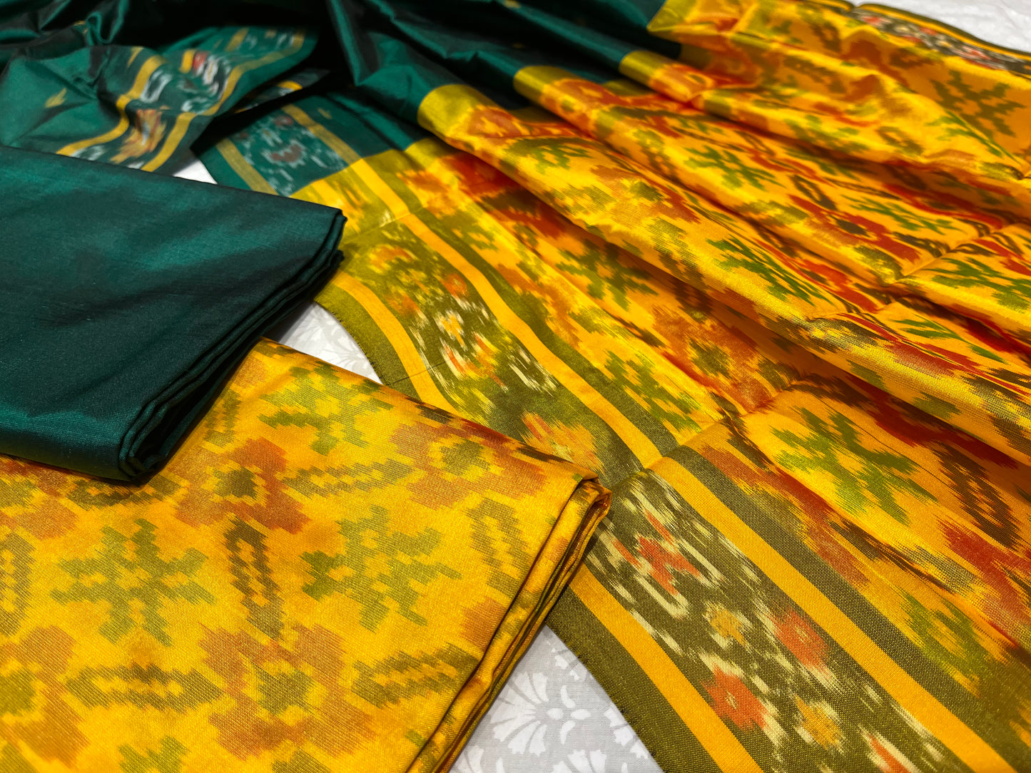 YELLOW COLOUR IKAT PURE SILK UNSTITCHED SUIT WITH CONTRAST GREEN DUPATTA (DRESS MATERIAL)