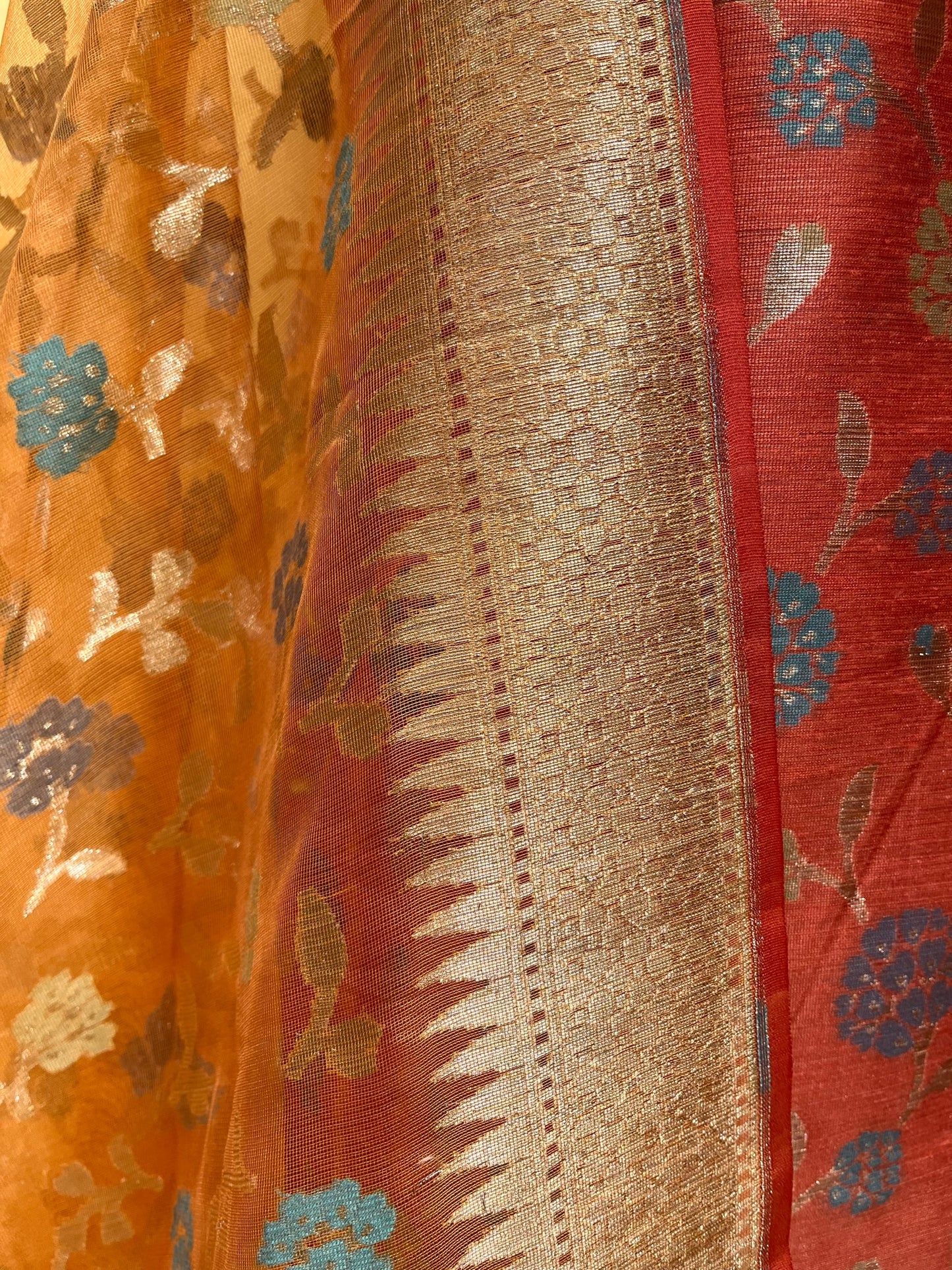 PEACH COLOUR HANDWOVEN SILK BANARASI UNSTITCHED SUIT EMBELLISHED WITH ZARI WEAVES